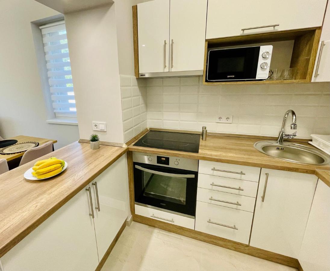 Voeroesmarty Apartmanhaz Makó Zewnętrze zdjęcie