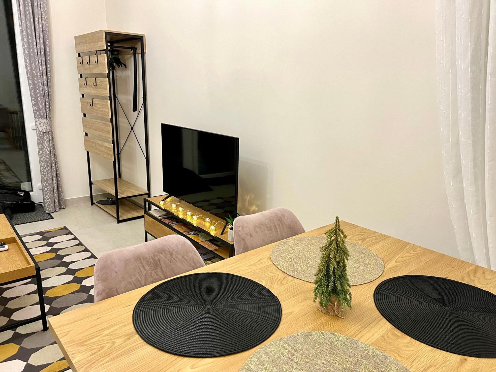 Voeroesmarty Apartmanhaz Makó Zewnętrze zdjęcie